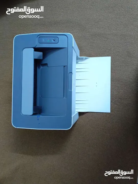 طابعة HP107W ليزر للبيع المستعجل