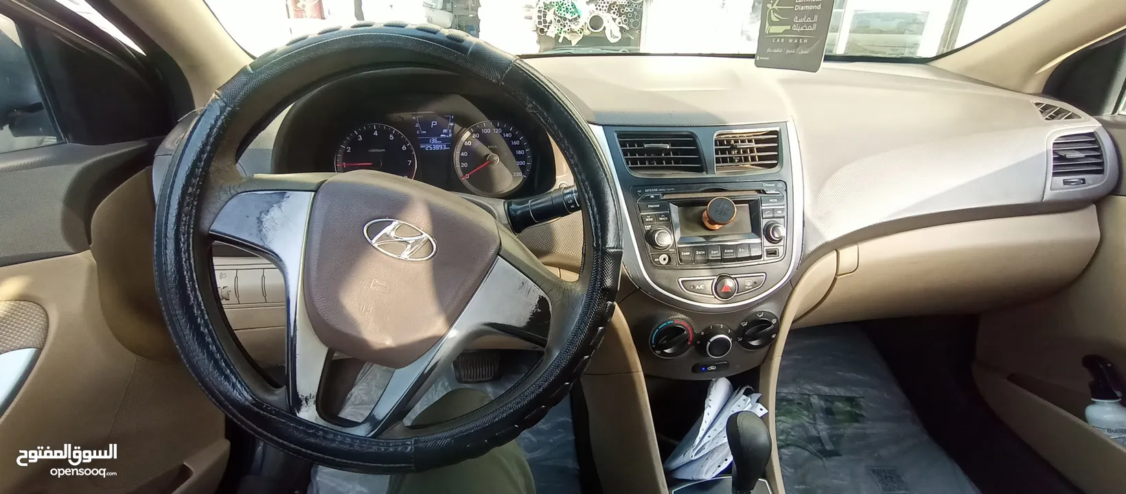 Hyundai Accent 2012 Auto gear
