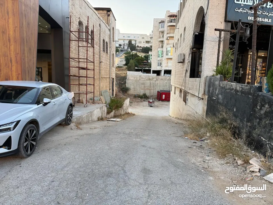 مستودع تجاري 400م دابوق ش المدينه الطبيه للايجار يصلح لكافه الاعمال التجاريه