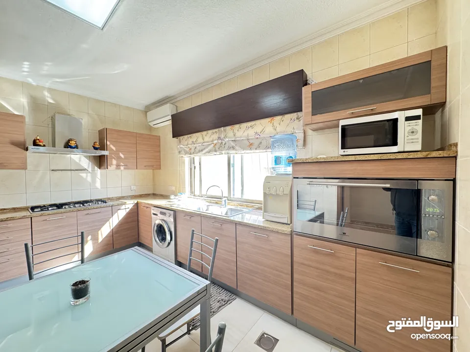 شقة مفروشة للإيجار 200م2 ( Property 40418 )-175089930