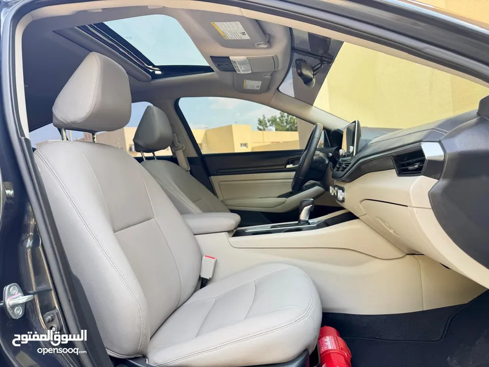 Nissan Altima 2021 SV 2.5L Full Option,Sunroof GCC Specs