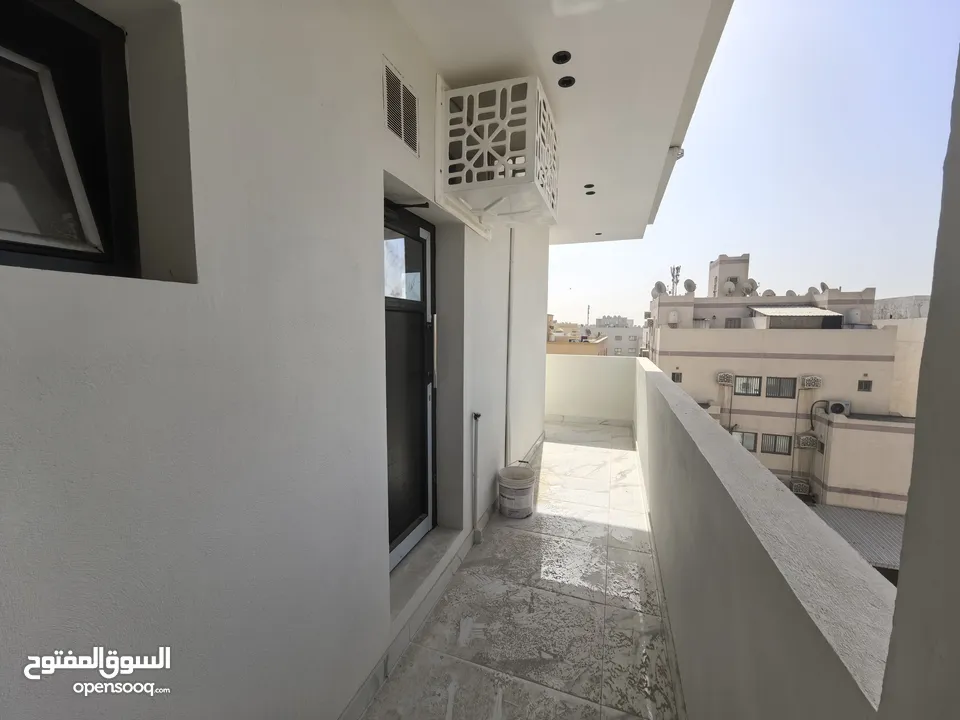 عرض خاص احجز شقتك مطلة على الشارع الرائيسي موقع ممتاز. #شقة سكنية راقية جدا للبيع