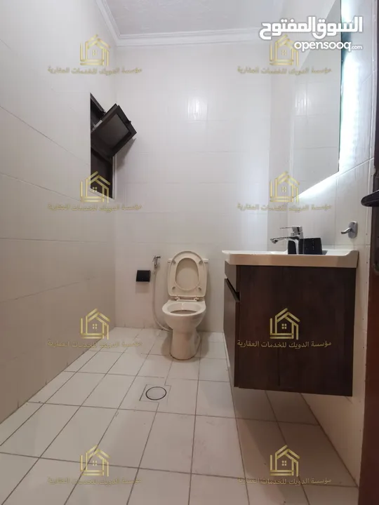 شقة سوبر ديلوكس - ام السماق - 4نوم ماستر - 250م - بلكونتين بإطلالــــه مميزة - قرب الخدمات العامة