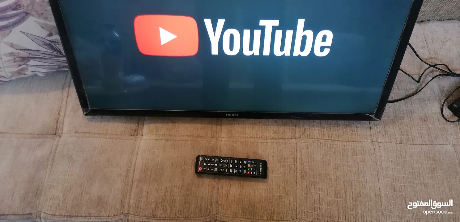 Smart Samsung 32 inches Orginal remote internal receiver you tube Netflix