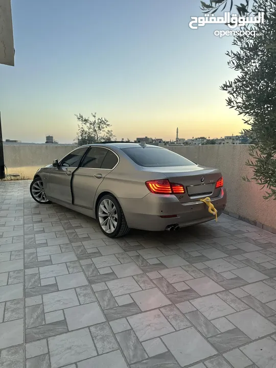 BMW 520 2013 كاملة الاضافات