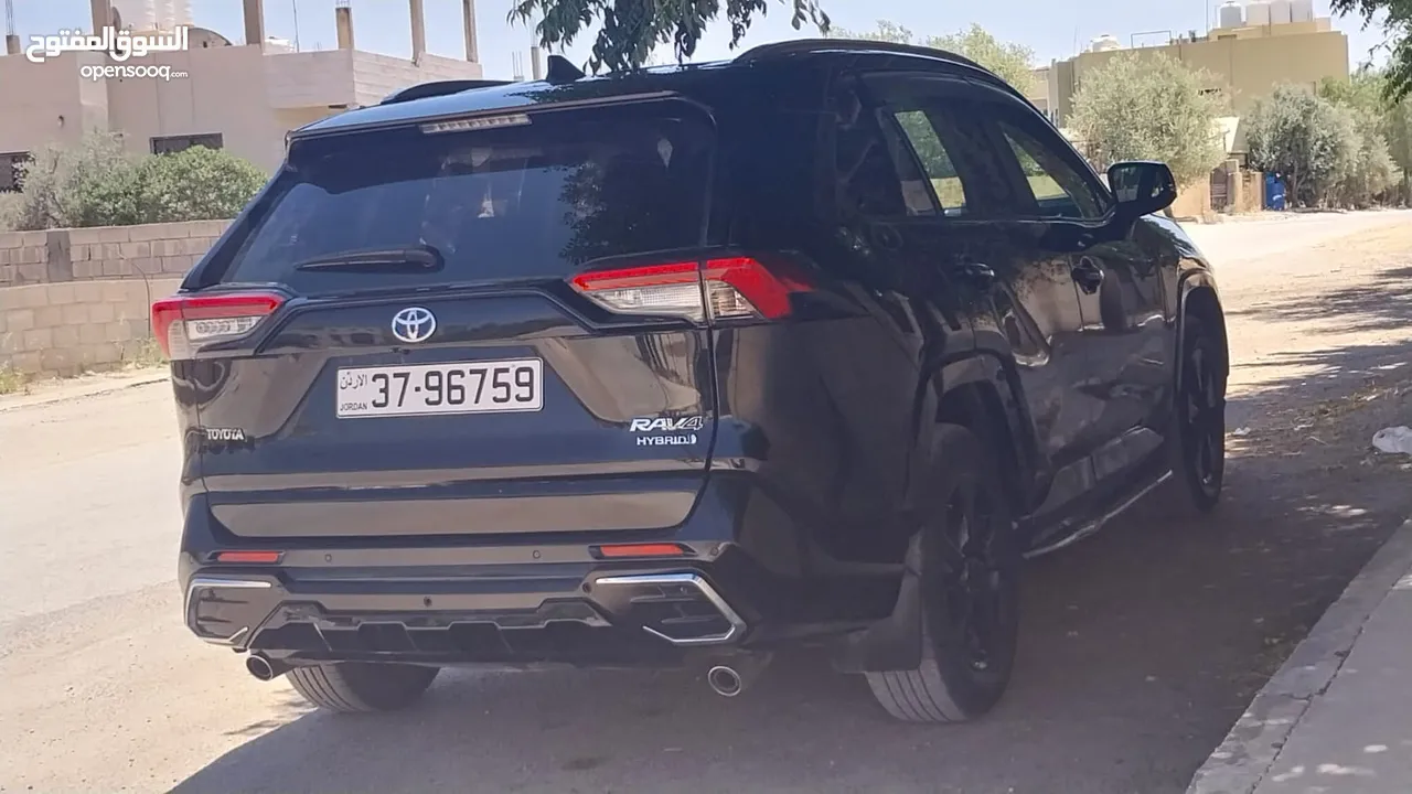 تويوتا راف فور 2021 فحص واحد جيد وارد شركه  لون اسود ملوكي بسعر مغري وحرق وقابل للبدل