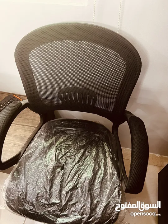 كراسي للبيع بسعر جميل