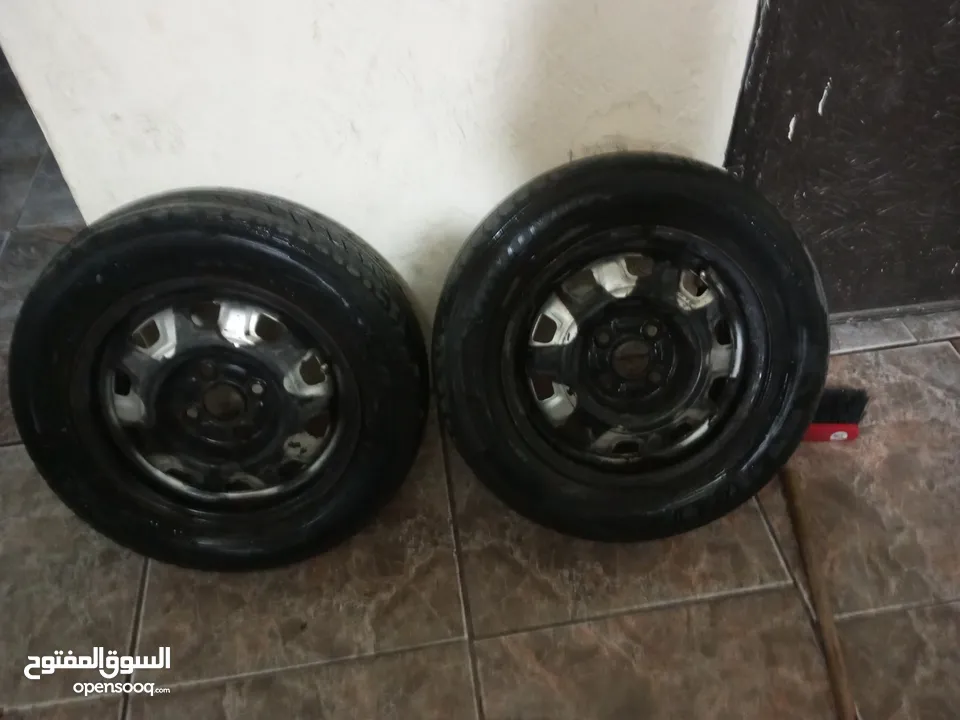 جنط اربع براغي حديد