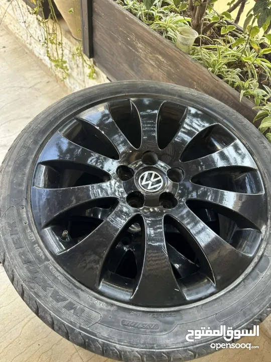 جنط مع الكوشوك الي عليه لمجموعة vw