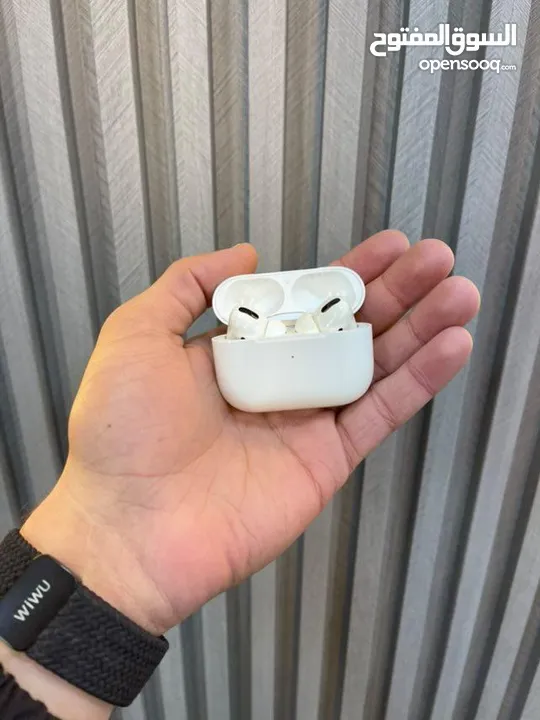 AIRPODS PRO _مستعملة بحال الوكالة