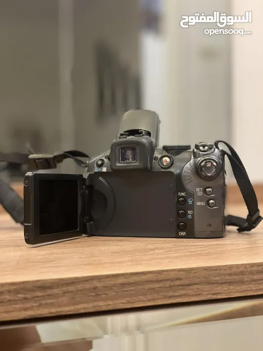 كاميرا Canon شبه جديدة للبيع
