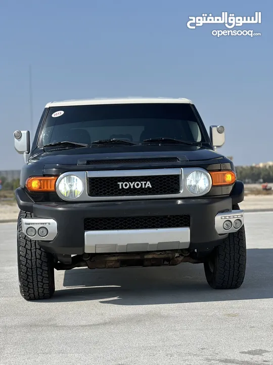 Toyota FJ Cruiser Original paint تويوتا اف جي خليجي