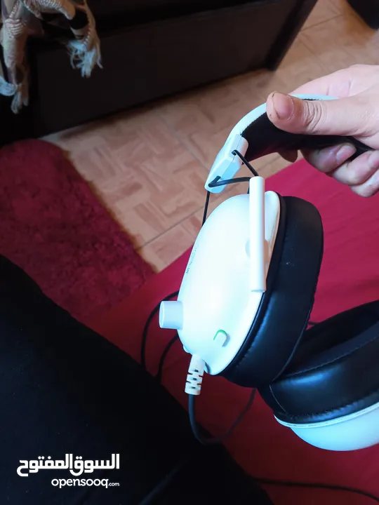 Razer black shark v2. X white edition  Used like new