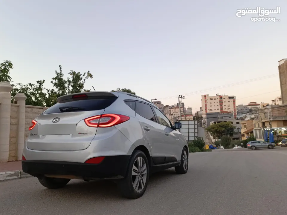 هونداي توسان 2015 بسعر حرق 59500 ألف نقدا البدل وارد منبدل ديزل فل