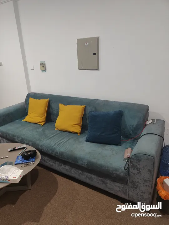 Sofa and Tiepie Table