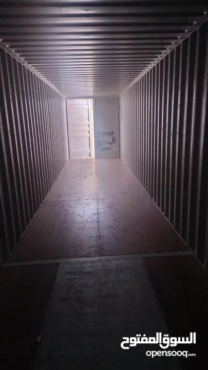 للبيع  containers  ( حاويات )  كونتينر بحاله جيده جدا