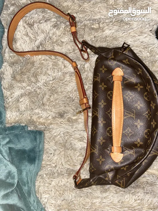 للبيع شنطة Louis Vuitton اصليه مستعمله فتره بسيطه