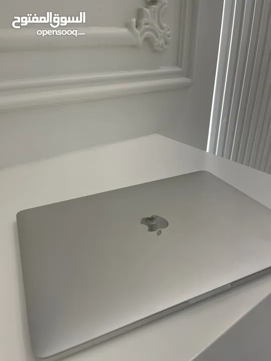 MacBook pro 13 inch / 8GB/ space gray