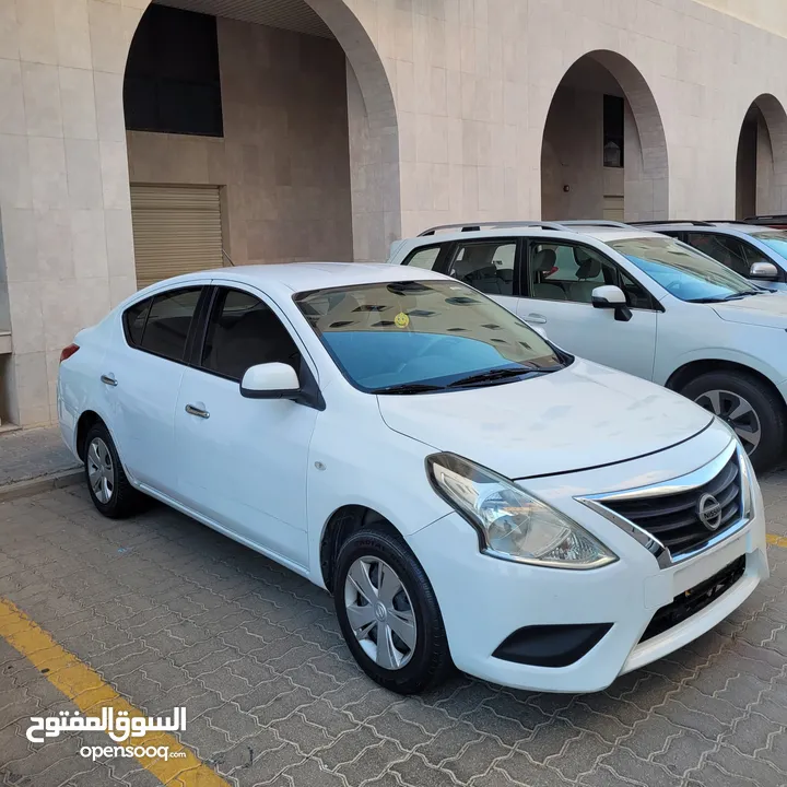 Nissan Sunny 2016