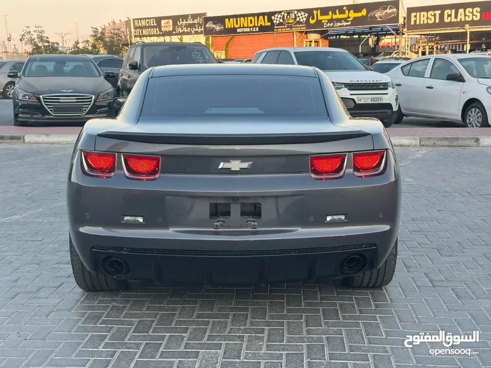 Chevrolet camaro SS 2010 gcc super clean car 6.2L well maintained