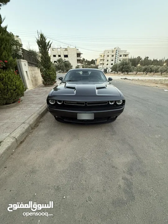 Dodge challenger sxt plus shaker 2018