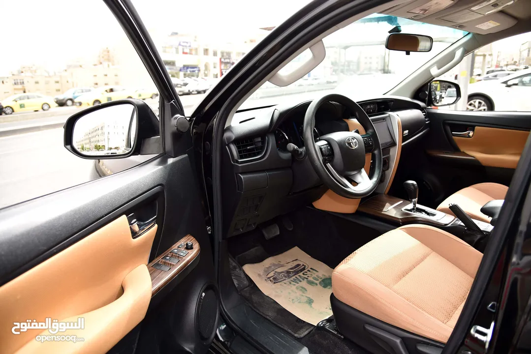 تويوتا فورتشنر الشكل الجديد وبحالة الوكالة Toyota Fortuner 2019