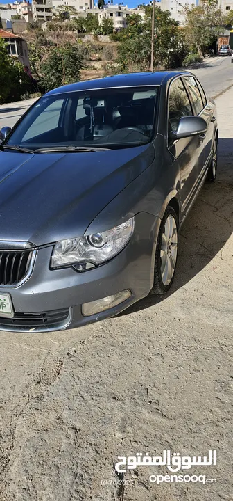 سكودا سوبيرب 2012 ماتور 2000 بنزين كامل الإضافات