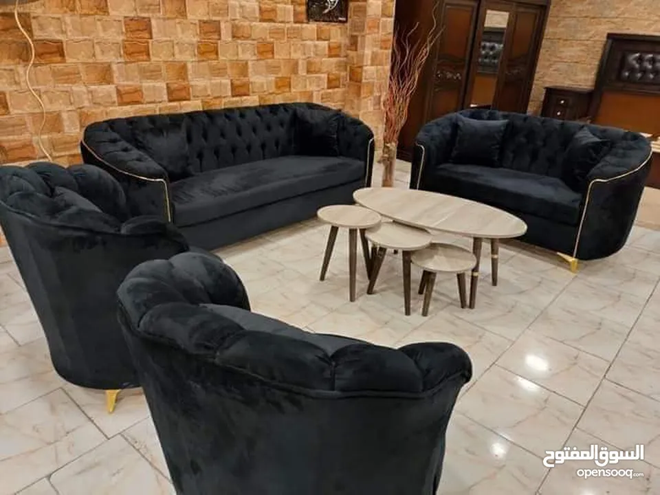 خدمات تنجيد الأطقم وغرف النوم نقل العفش فك وتركيب غرف نوم داخل المنزل
