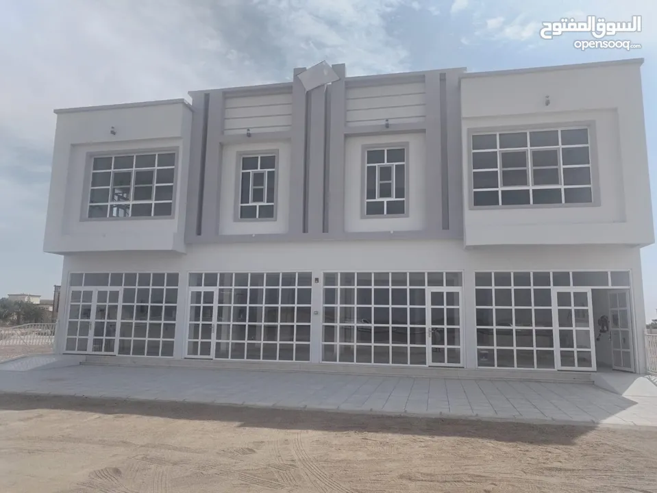 A residential and commercial building for rent.