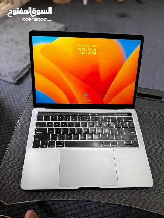 Macbook 2019 with Touch bar