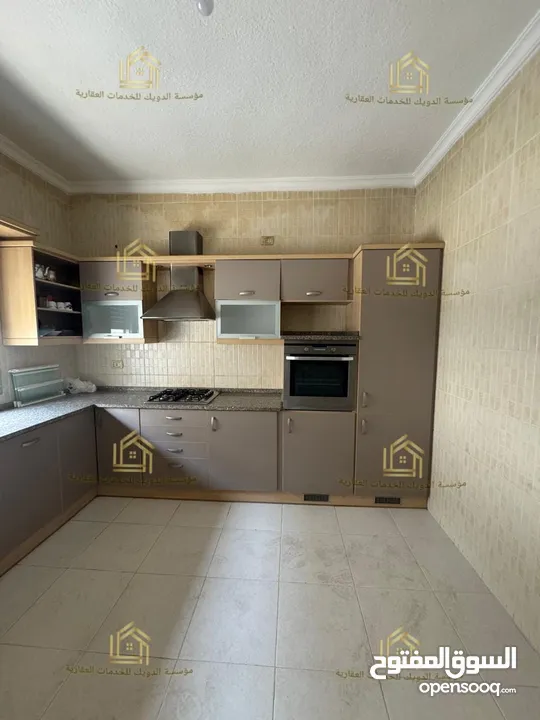 شقة مميزة - الشميساني - 3نوم 1ماستر - 170م - بإطلالــــه مميزة - قرب الخدمات العامة
