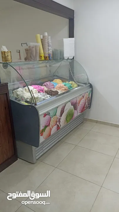 ثلاجة ايس كريم للبيع