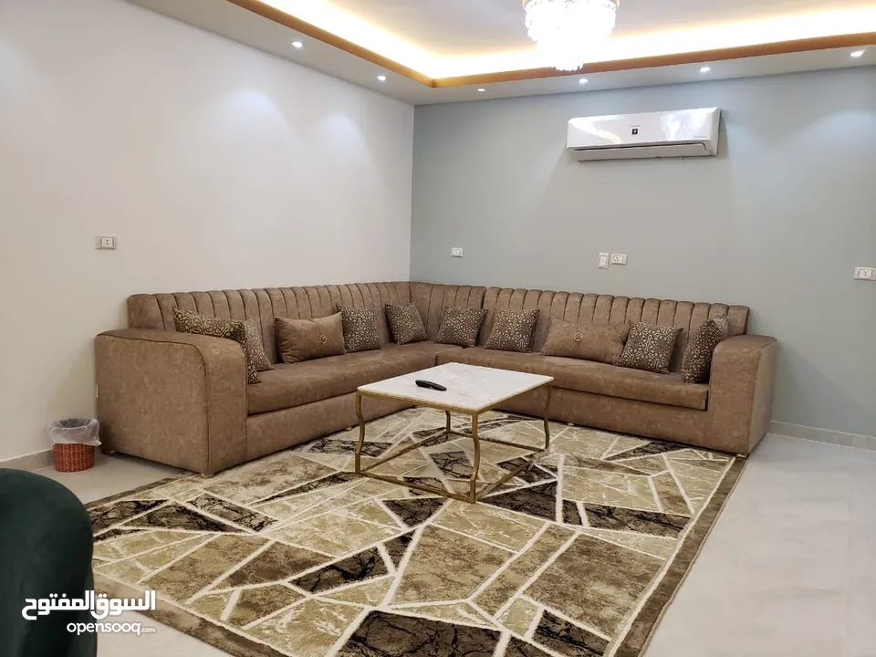 شقة جديدة بتصميم عربي