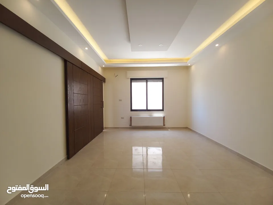 شقة غير مفروشة للايجار في عبدون  ( Property 33478 ) سنوي فقط