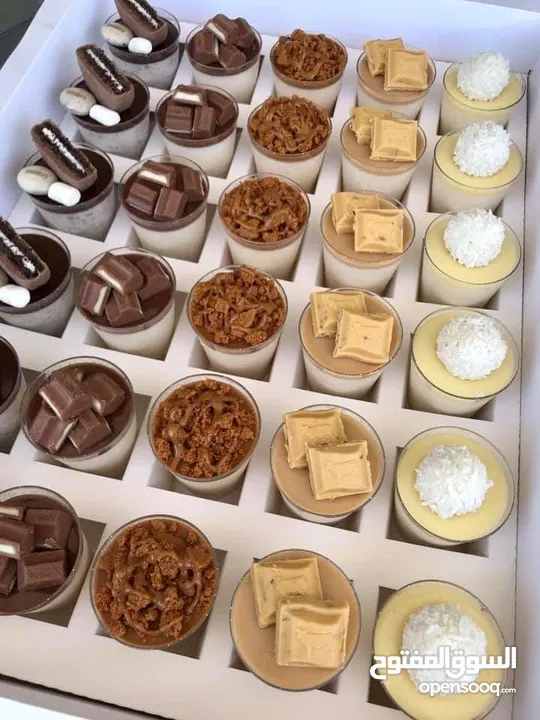 (رشة سكر)بتوفر توزيعات حلو للمناسبات دونات بأفخم الزينه تشيز كيك لوتوس كريب