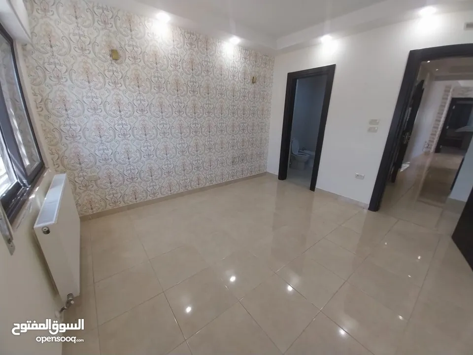 شقة غير مفروشة للبيع ( Property ID : 38824 )