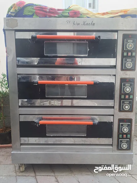 3 deck electric oven