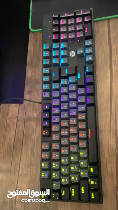اجهزة كمبيوتر مستعمله بحال الجديد Computers for gaming and design in excellent condition