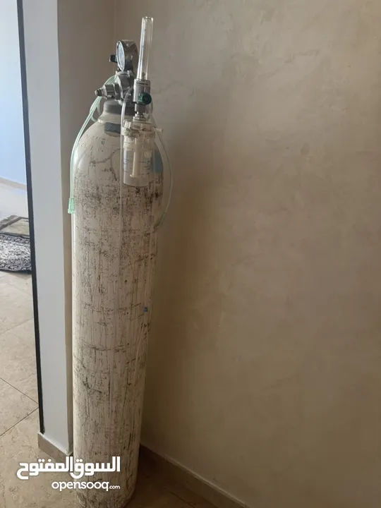 اسطوانة اكسجين مع منظم استخدام مرة واحدة للبيع