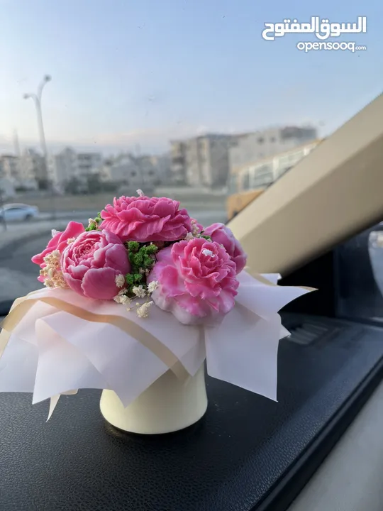 باقات وتوزيعات من الشمع تضيء مناسباتك مشكاة   هدايا وتوزيعات من القلب بتصميم مميز  مشكاة