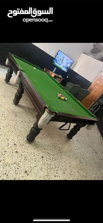 طاولتين بلياردو