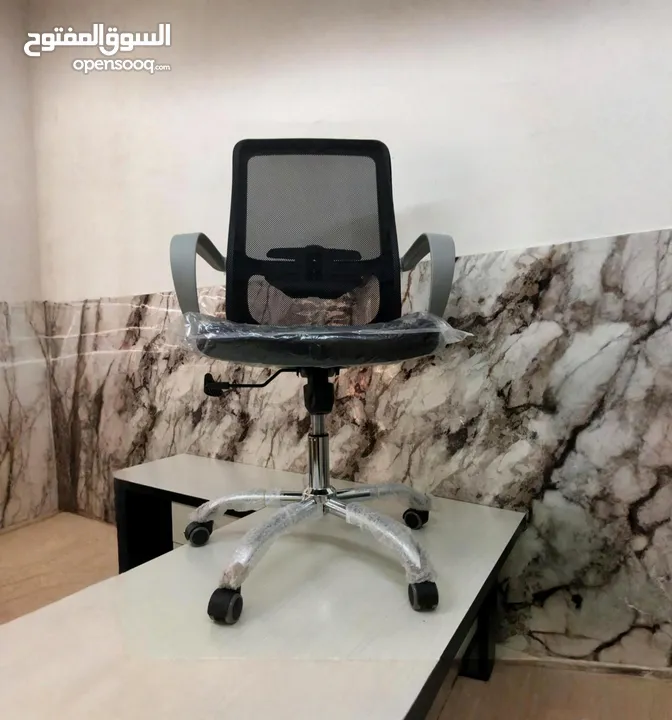 كراسي مكتب مريحة بأفضل الأسعار!تصميم مريح يدعم الظهر ويخفف الضغط أثناء الجلوس