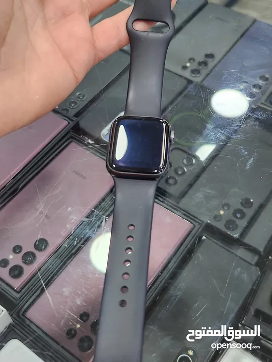 Apple watch 4 40mm بسعر مميز جدا