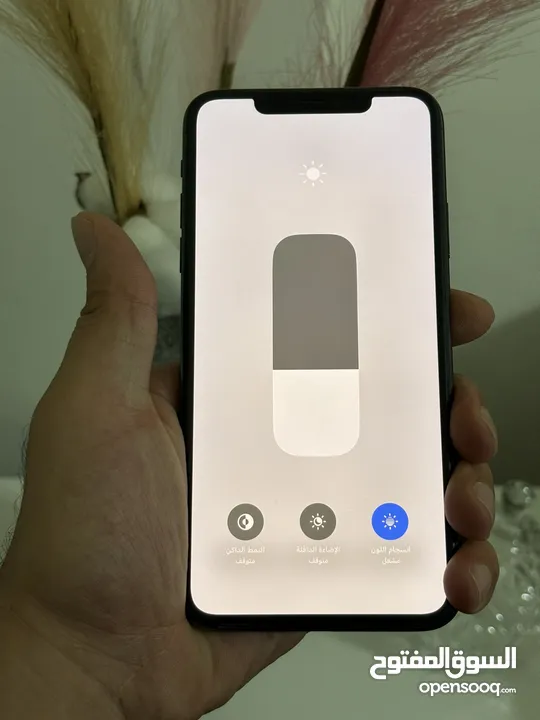 ايفون 11 برو ماكس بحالة الجديد بطارية 92  ولا خدش