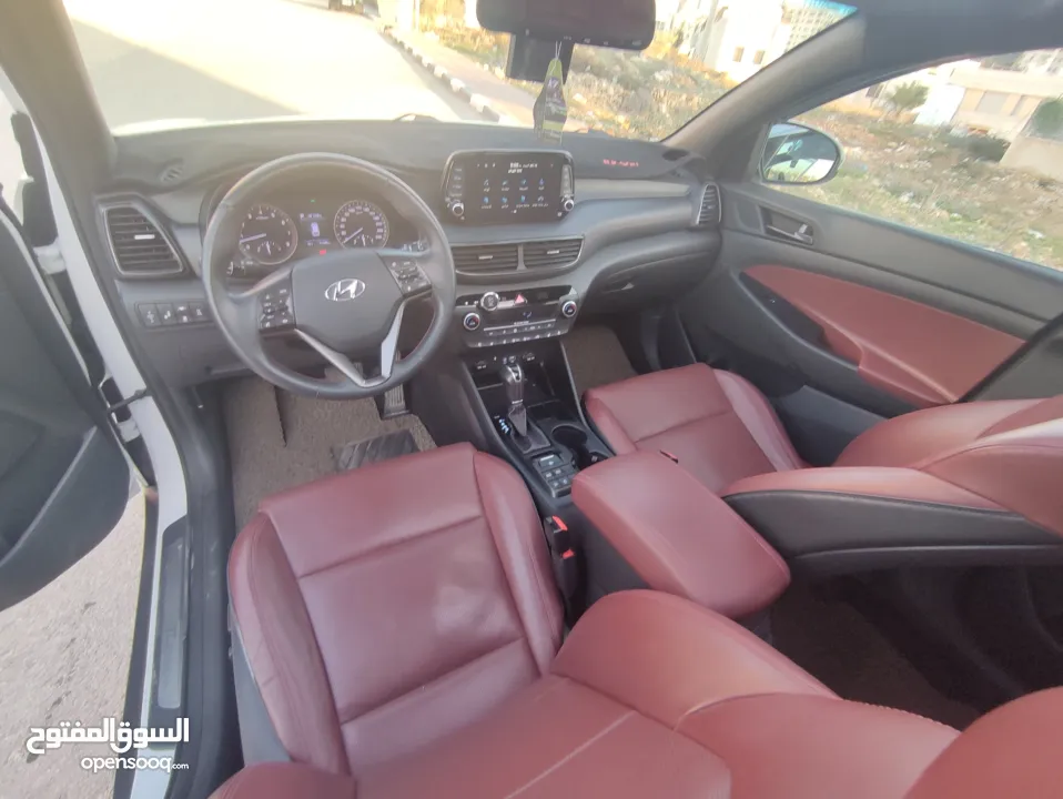 هونداي توسان بنزين فل مسكر اضافات دفع رباعي جيب بالكرتونة قطارة بالمصروف