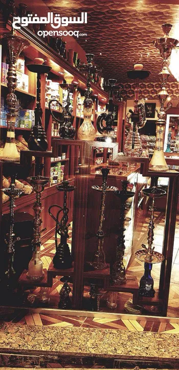 محل بيع نثريات و مستلزمات المدخن