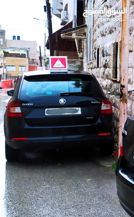 سكودا رابيد هاتشباك 2015 تدريب سياقة