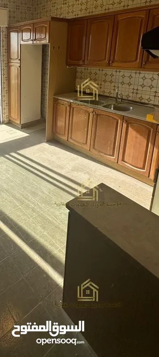 شقة سوبر ديلوكس في أرقى واجمل مناطق عبدون