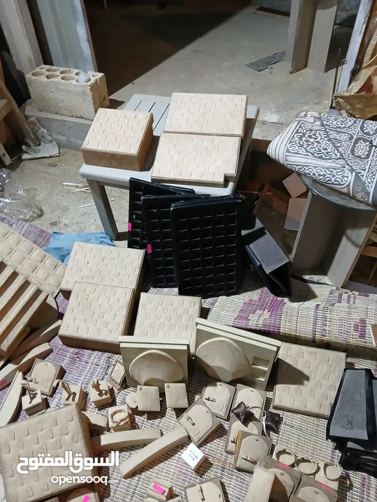 استاندات عرض اكسسوارات ديكور محل فضه
