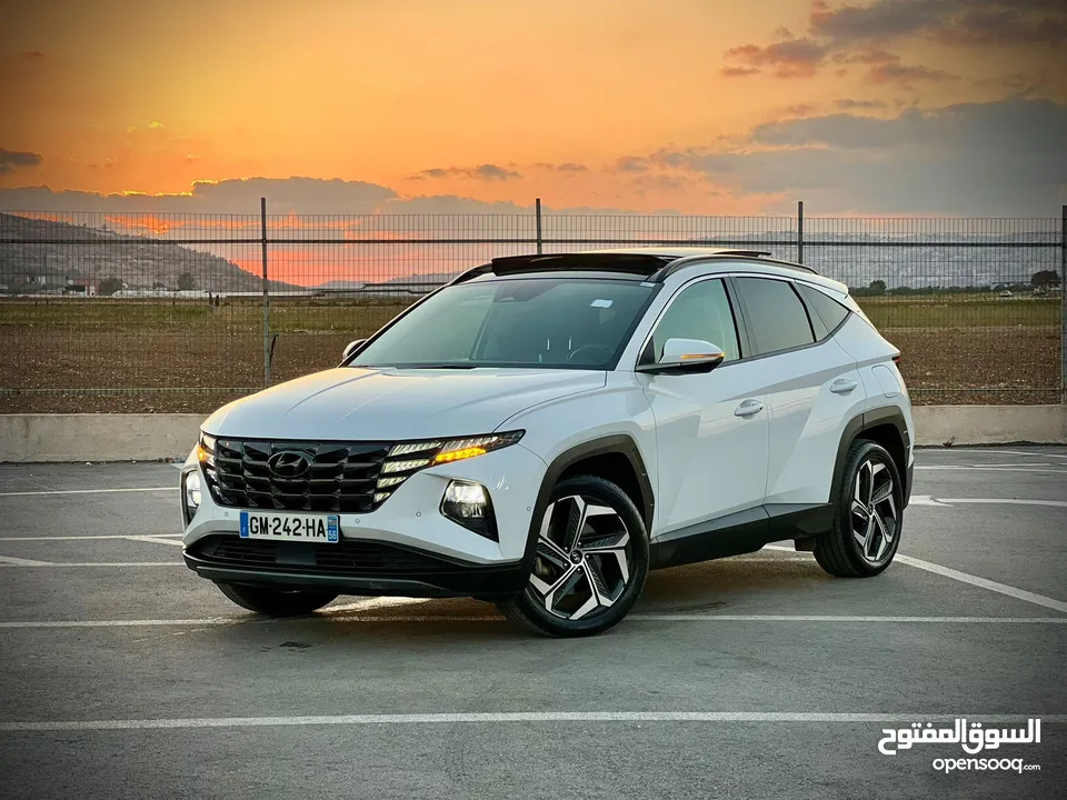 هونداي توسان/2022 Plug In فل الفل فتحة سقف بانوراما  4x4 ///271Hp   ( Haybrid) 1600cc